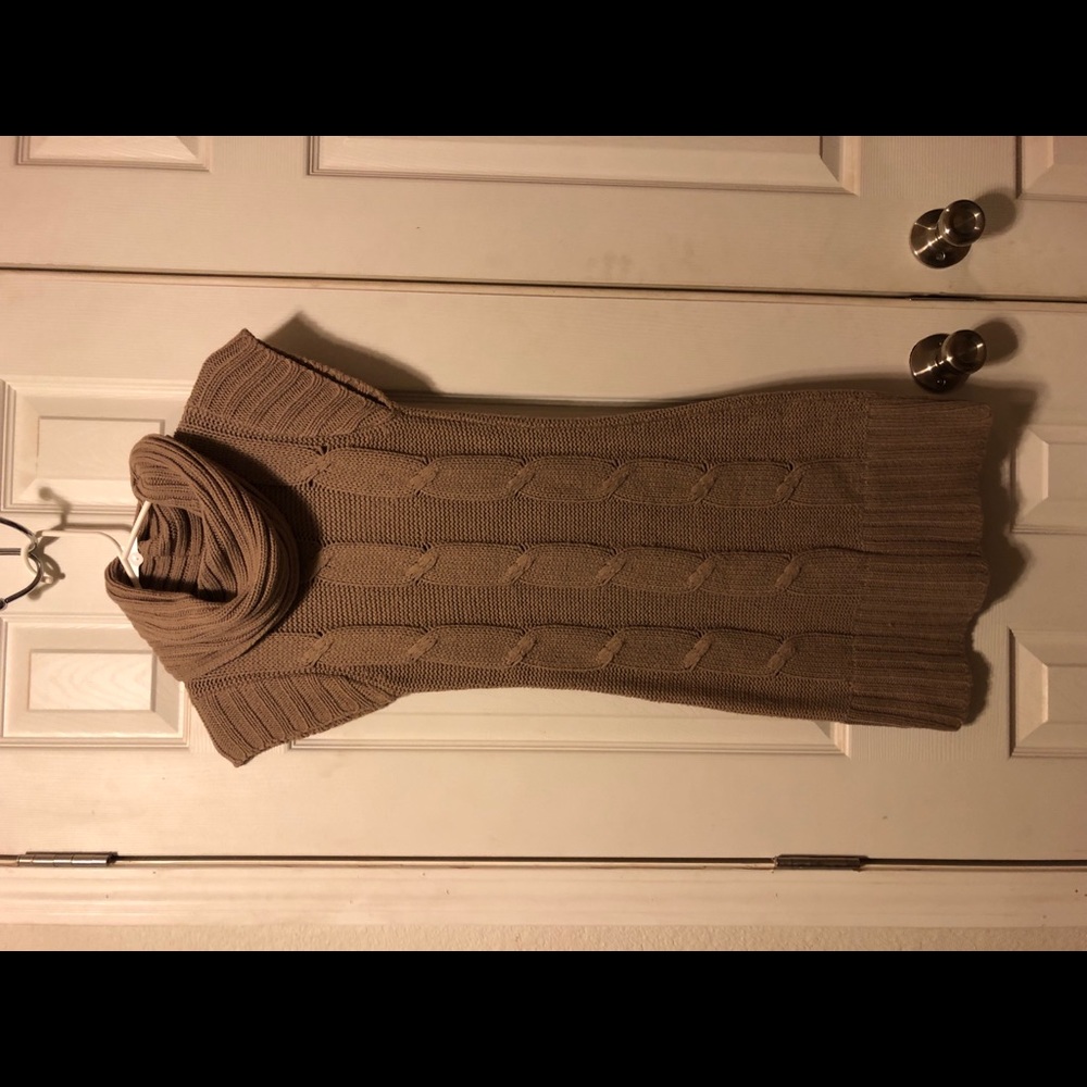 Knitted dress